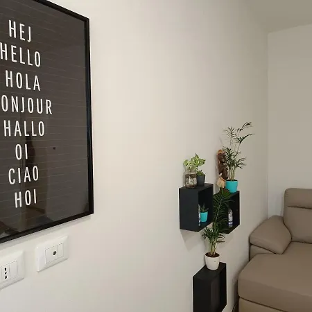 Appartement La Casa Di Luca-fiera E Stazione-private Parking