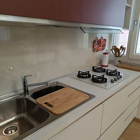 La Casa Di Luca-fiera E Stazione-private Parking Appartement