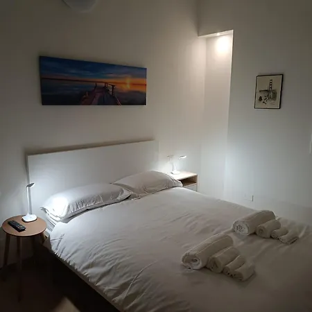 La Casa Di Luca-fiera E Stazione-private Parking Appartement Bologne