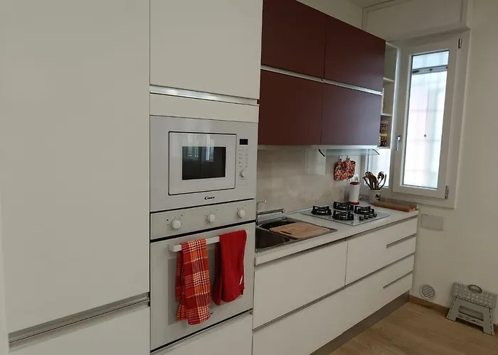 La Casa Di Luca-fiera E Stazione-private Parking * בולוניה