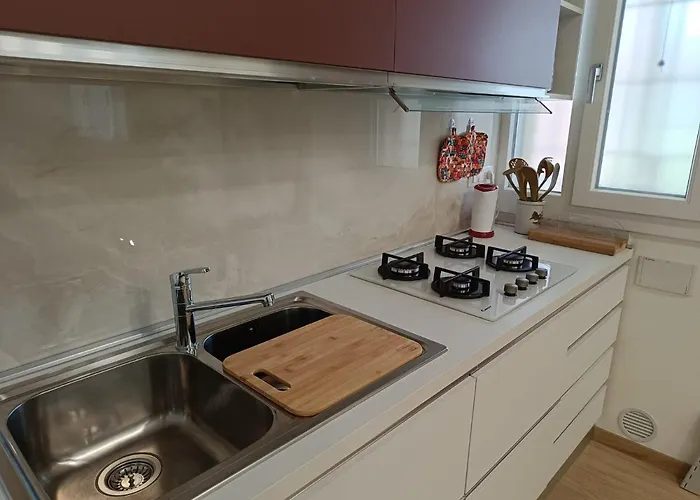 La Casa Di Luca-fiera E Stazione-private Parking דירה