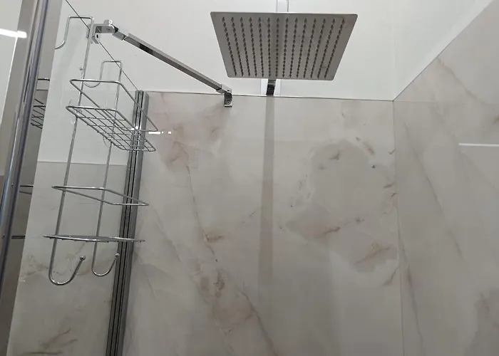 דירה La Casa Di Luca-fiera E Stazione-private Parking בולוניה