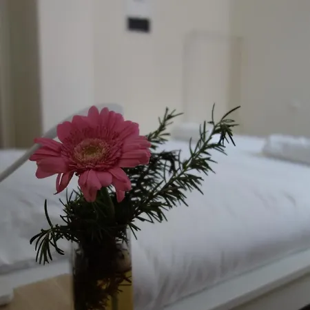 La Casa Di Luca-fiera E Stazione-private Parking *