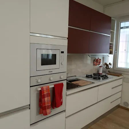 La Casa Di Luca-fiera E Stazione-private Parking * ボローニャ