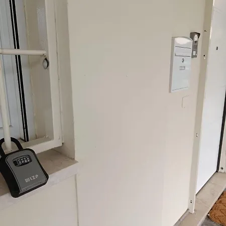 La Casa Di Luca-fiera E Stazione-private Parking * Bologna