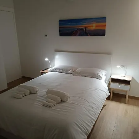 La Casa Di Luca-fiera E Stazione-private Parking Bologna